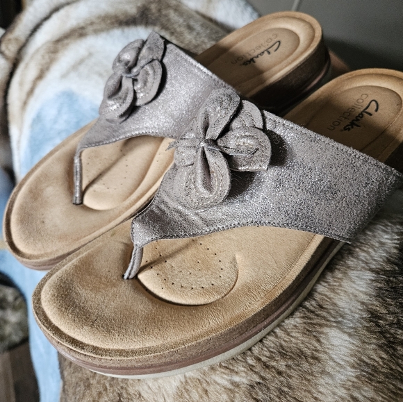 Clarks flip flops - Picture 5 of 5